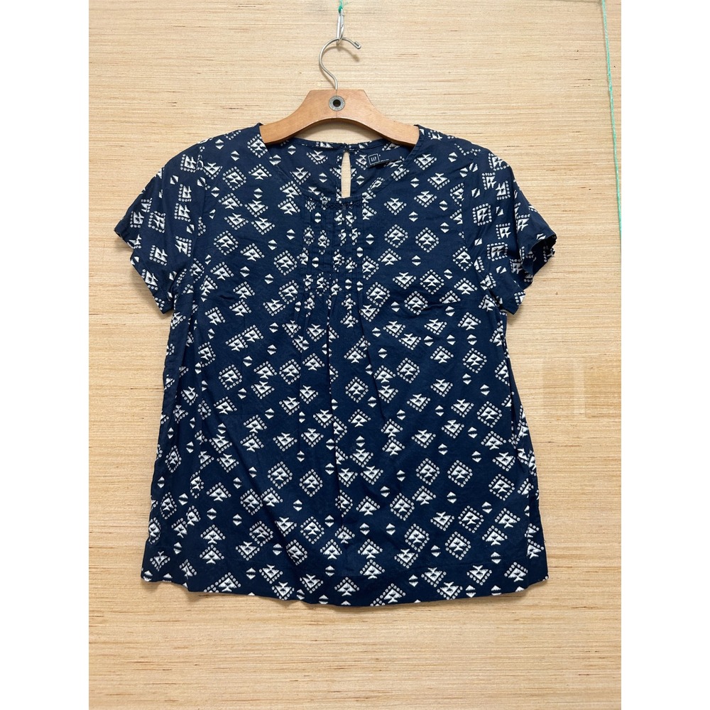 GAP Navy Blue Geometric Diamond‎ Print Pleated Front Short Sleeve Blouse Small